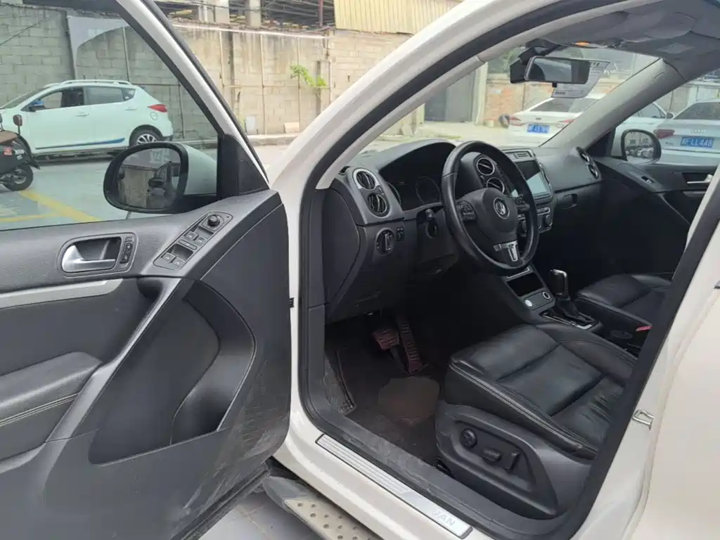 Volkswagen Tiguan — миниатюра 16