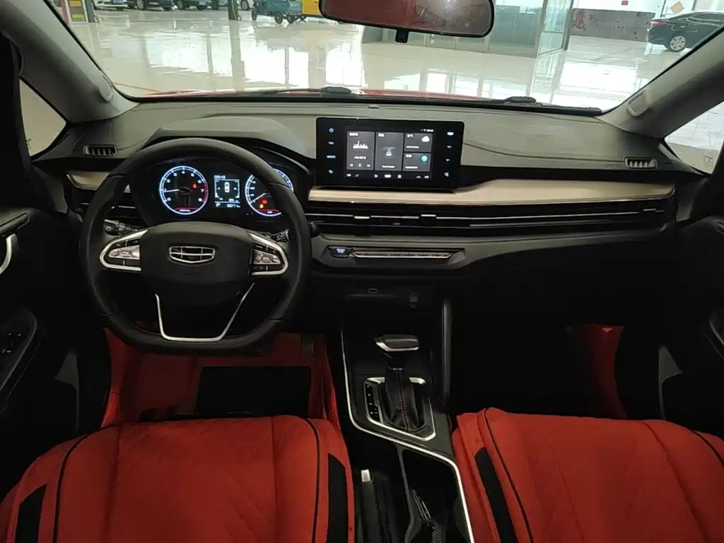 Geely Vision X3 — миниатюра 10