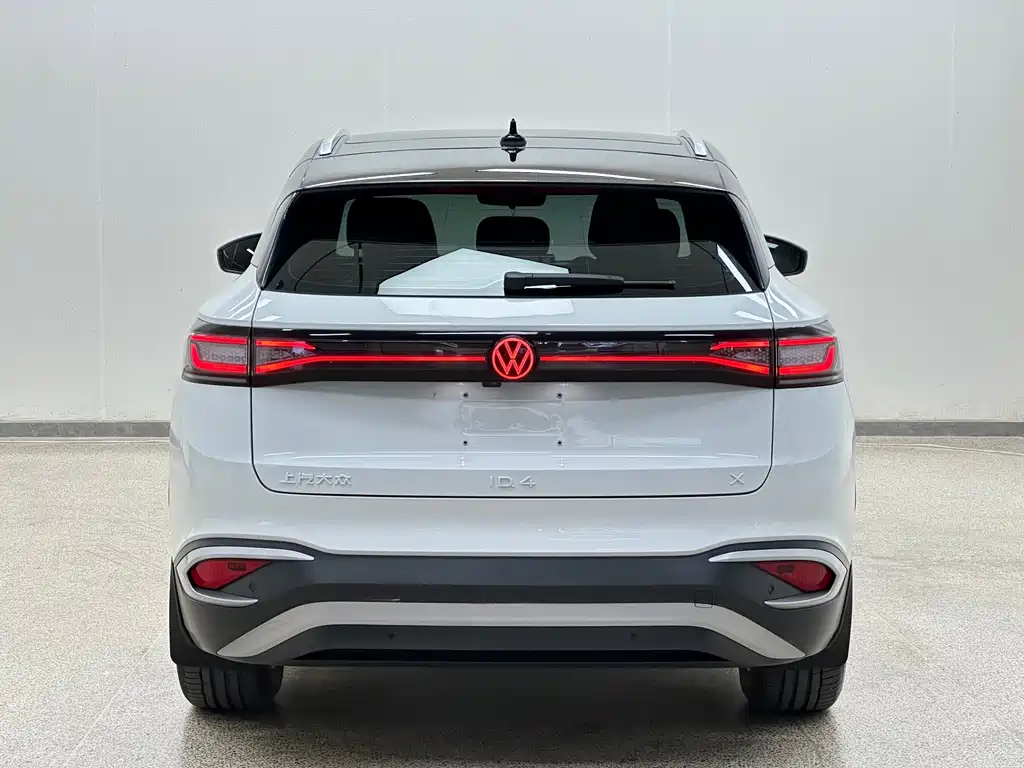 Volkswagen ID.4 X — миниатюра 4