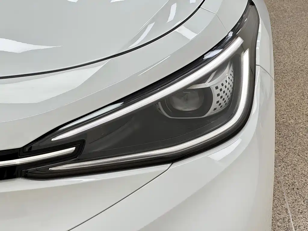 Volkswagen ID.4 X — миниатюра 8