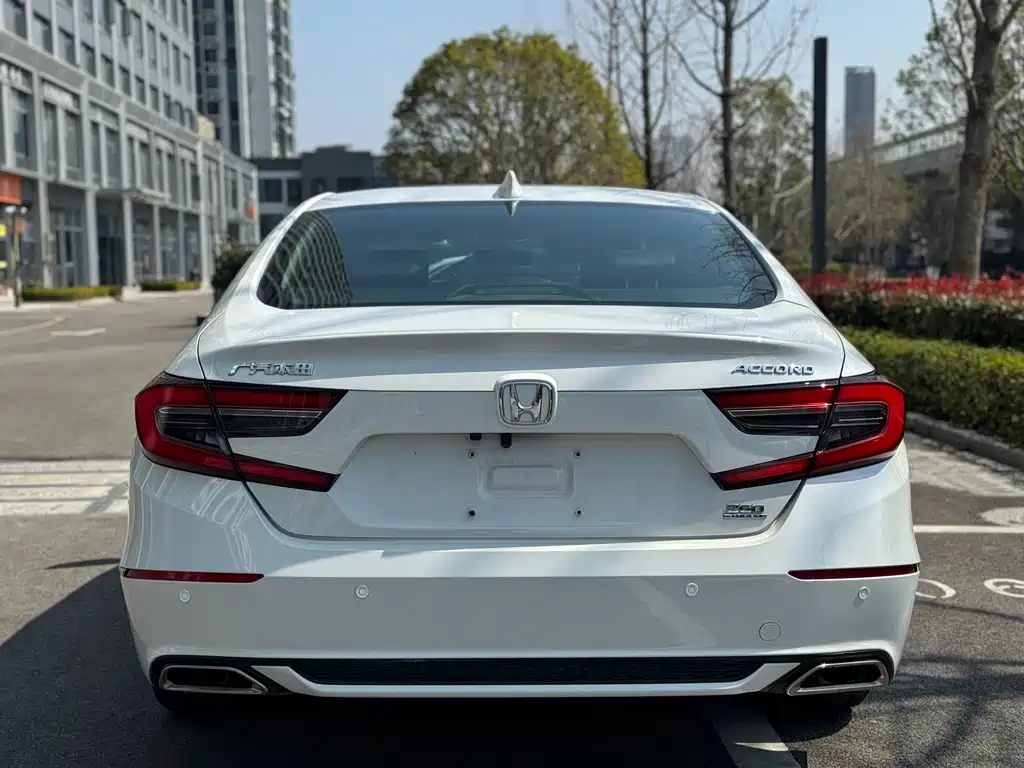 Honda Accord — миниатюра 4