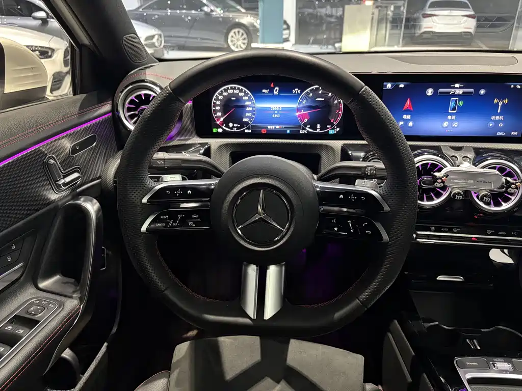 Mercedes-Benz A-Class — миниатюра 14