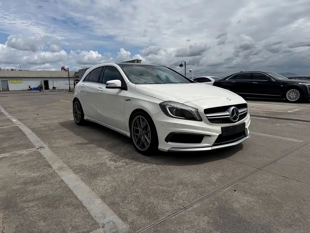 Mercedes-Benz A-Class AMG (Import) — миниатюра 3