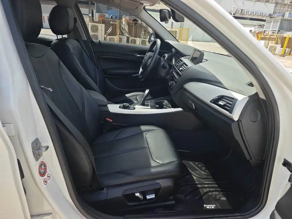 BMW 1 Series (Import) — миниатюра 13