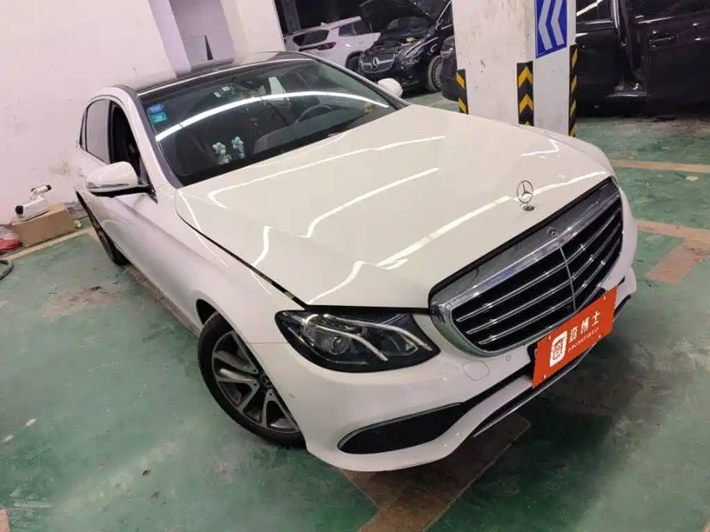 Mercedes-Benz E-Class — миниатюра 4