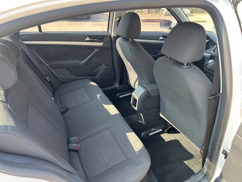 Volkswagen Lavida — миниатюра 13
