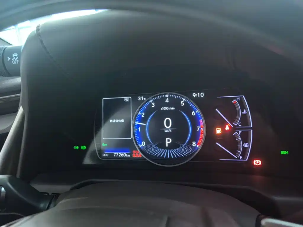 Lexus ES — миниатюра 12