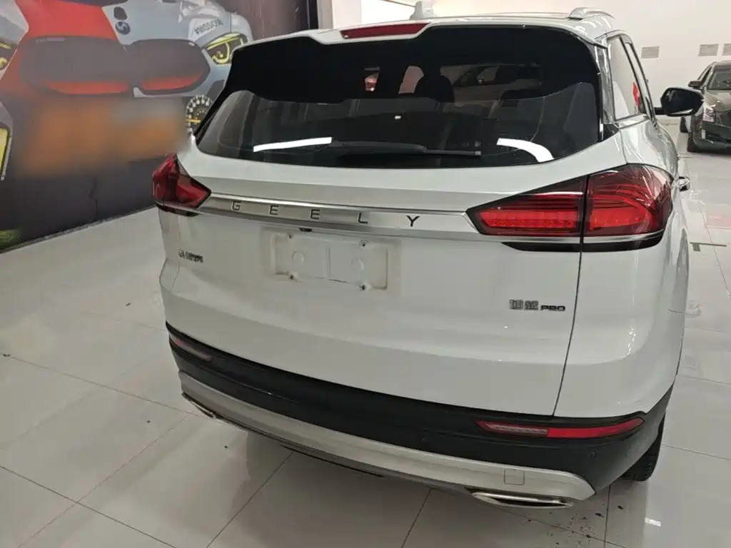 Geely Boyue — миниатюра 6