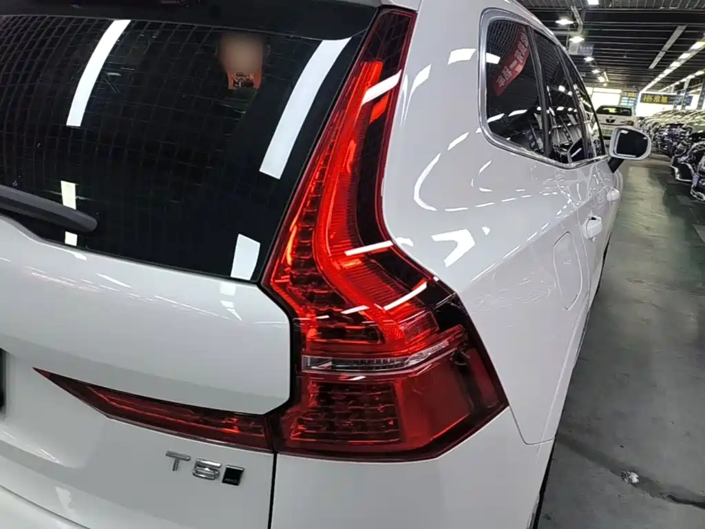 Volvo XC60 — миниатюра 8