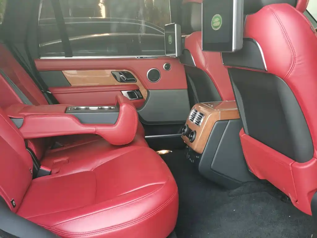 Land Rover Range Rover — миниатюра 8