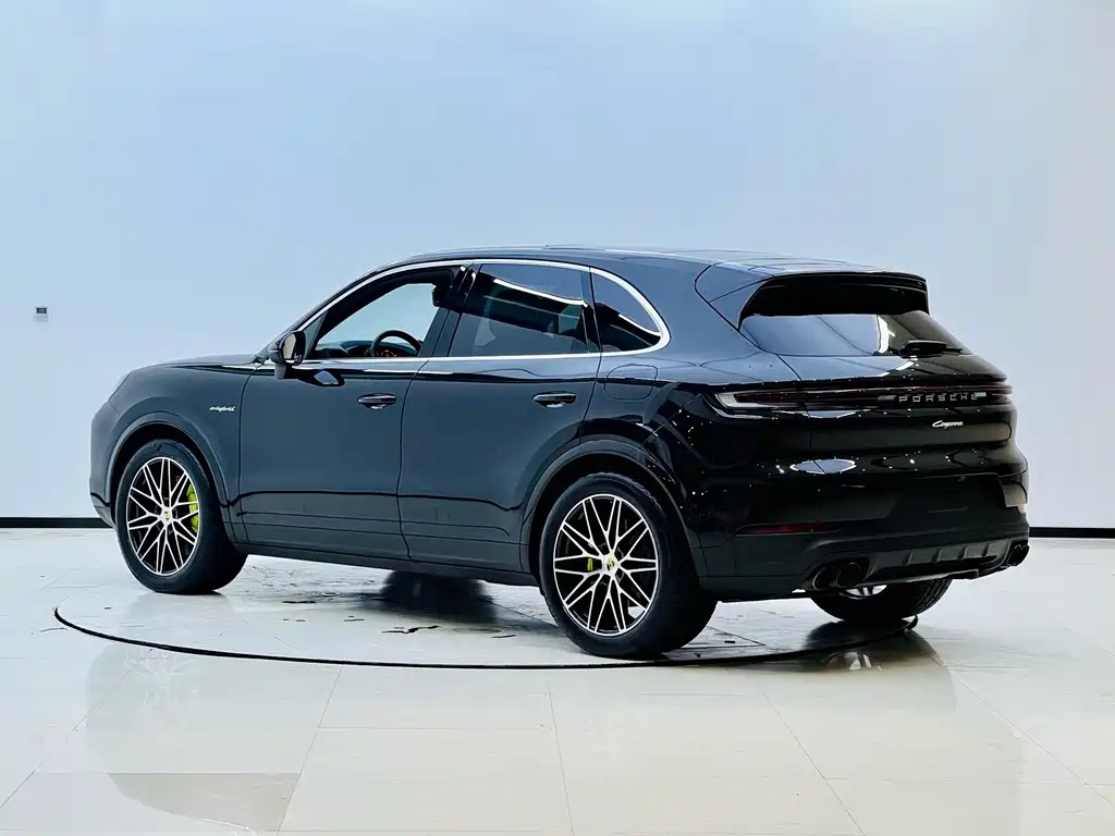 Porsche Cayenne Hybrid — миниатюра 4