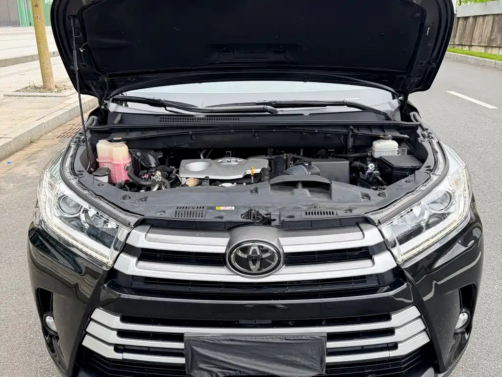 Toyota Highlander — миниатюра 20
