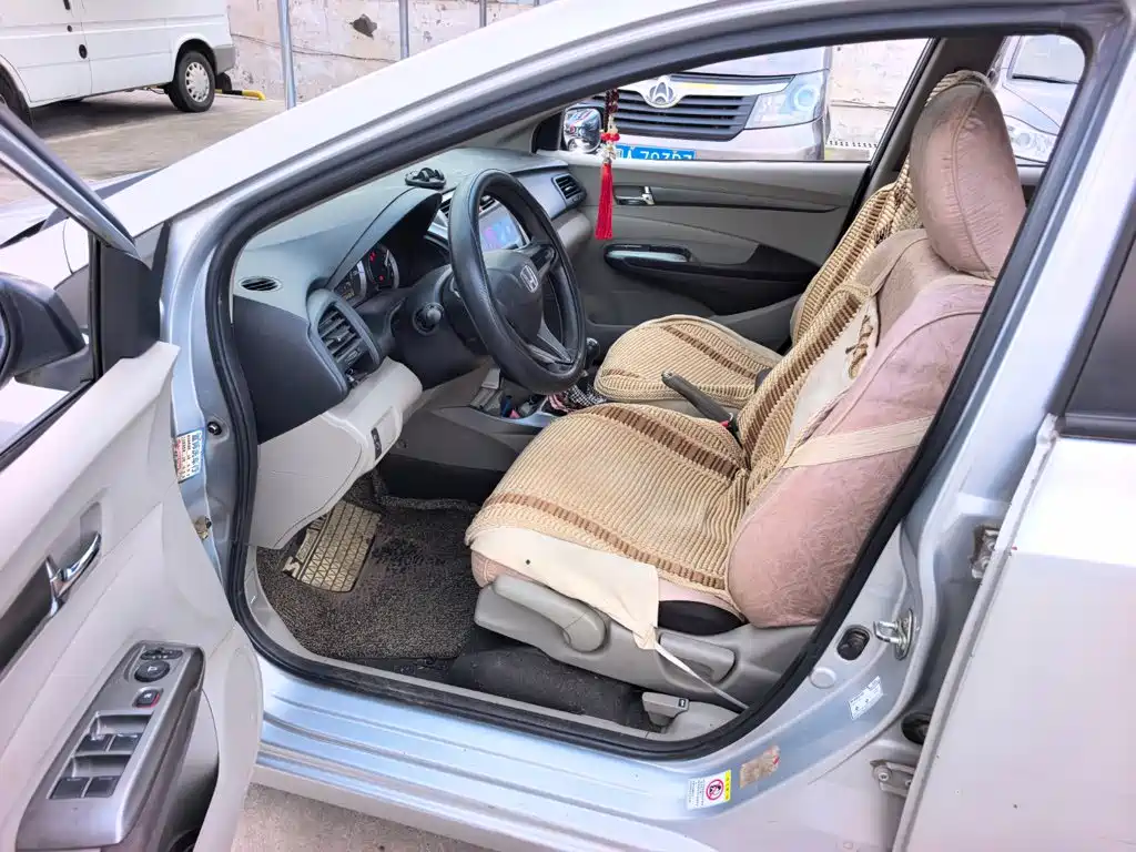 Honda City Classic — миниатюра 10