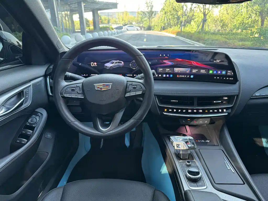 Cadillac CT5 — миниатюра 6
