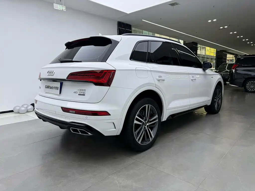 Audi Q5L — миниатюра 3