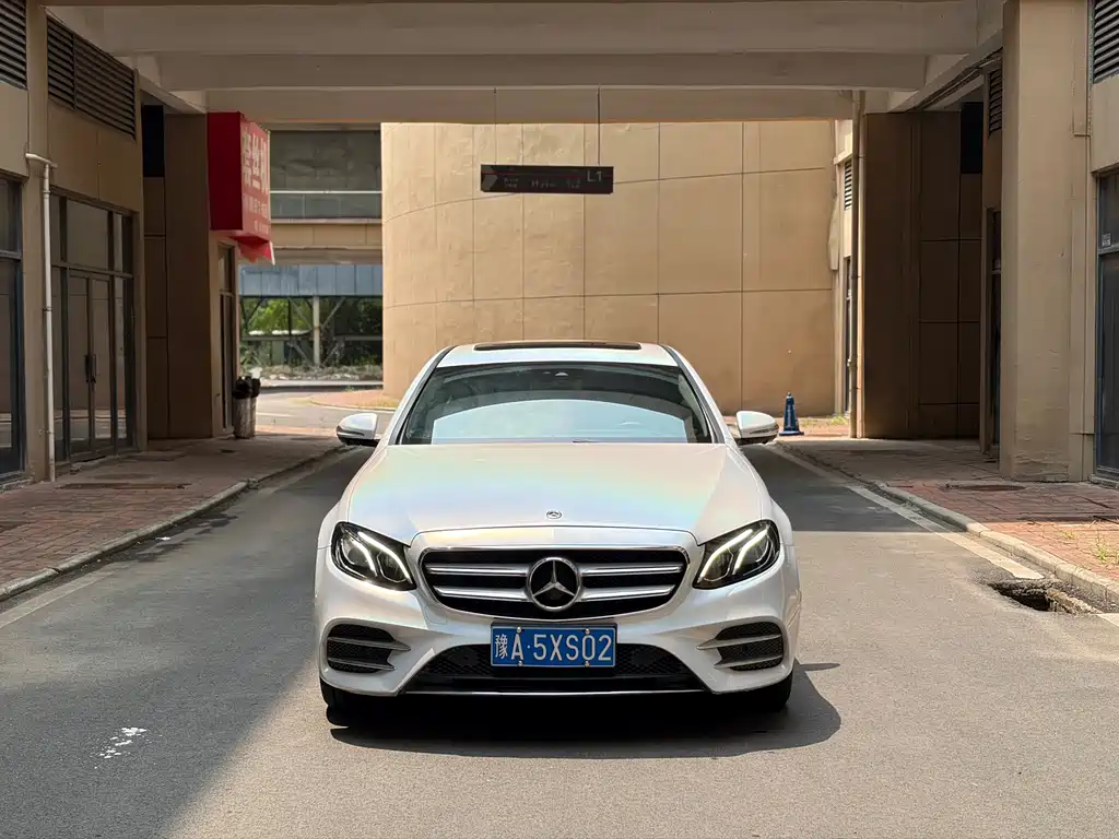 Mercedes-Benz E-Class E 2017 E 300 L Sport Fashion