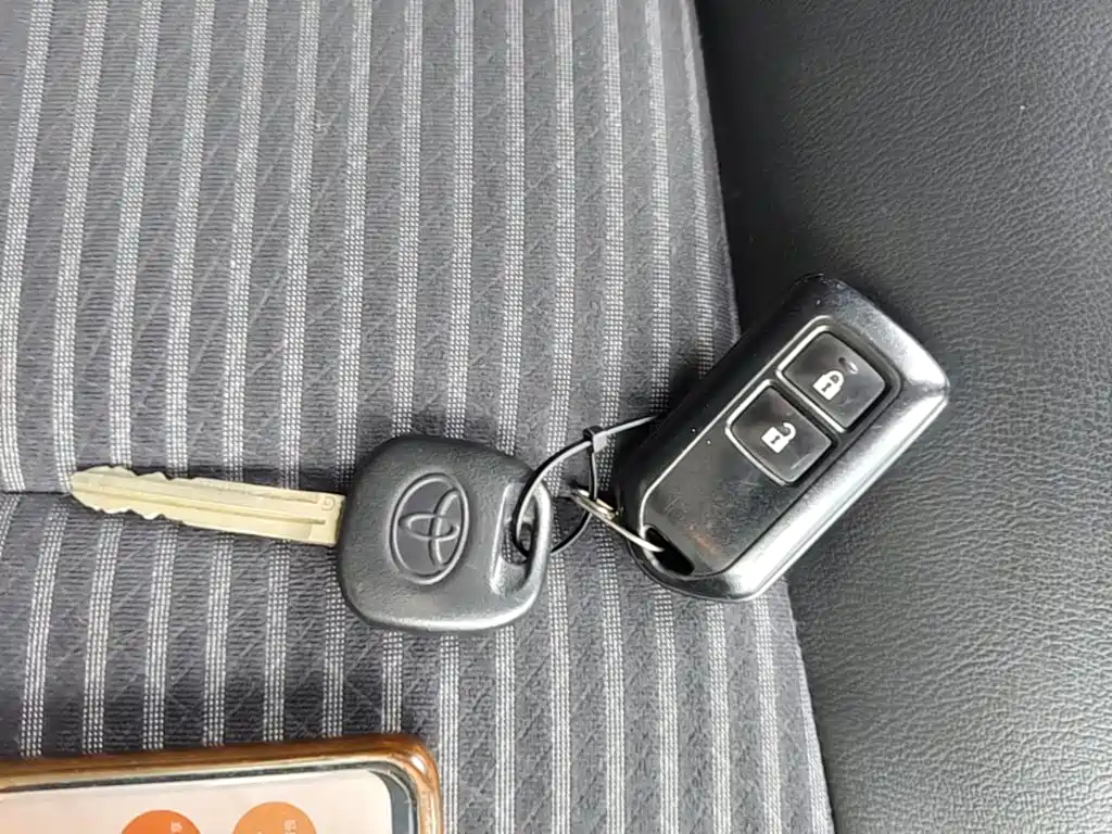 Toyota Yaris L — миниатюра 9