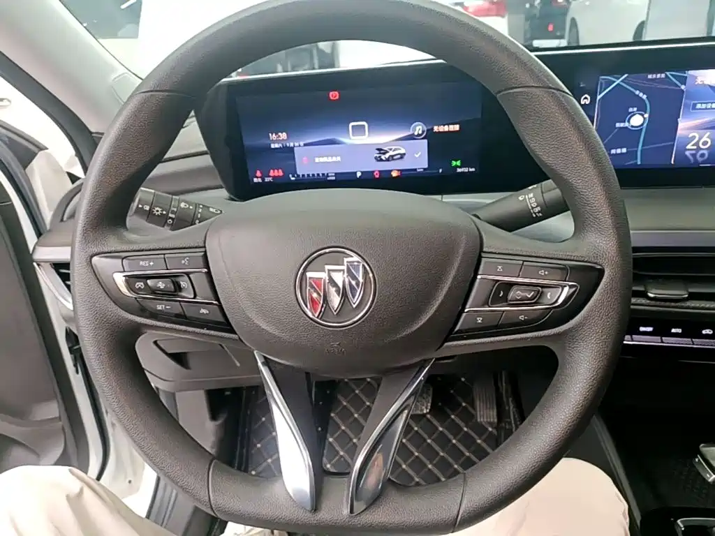 Buick Verano — миниатюра 11