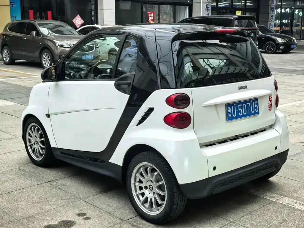 smart Smart Fortwo — миниатюра 4