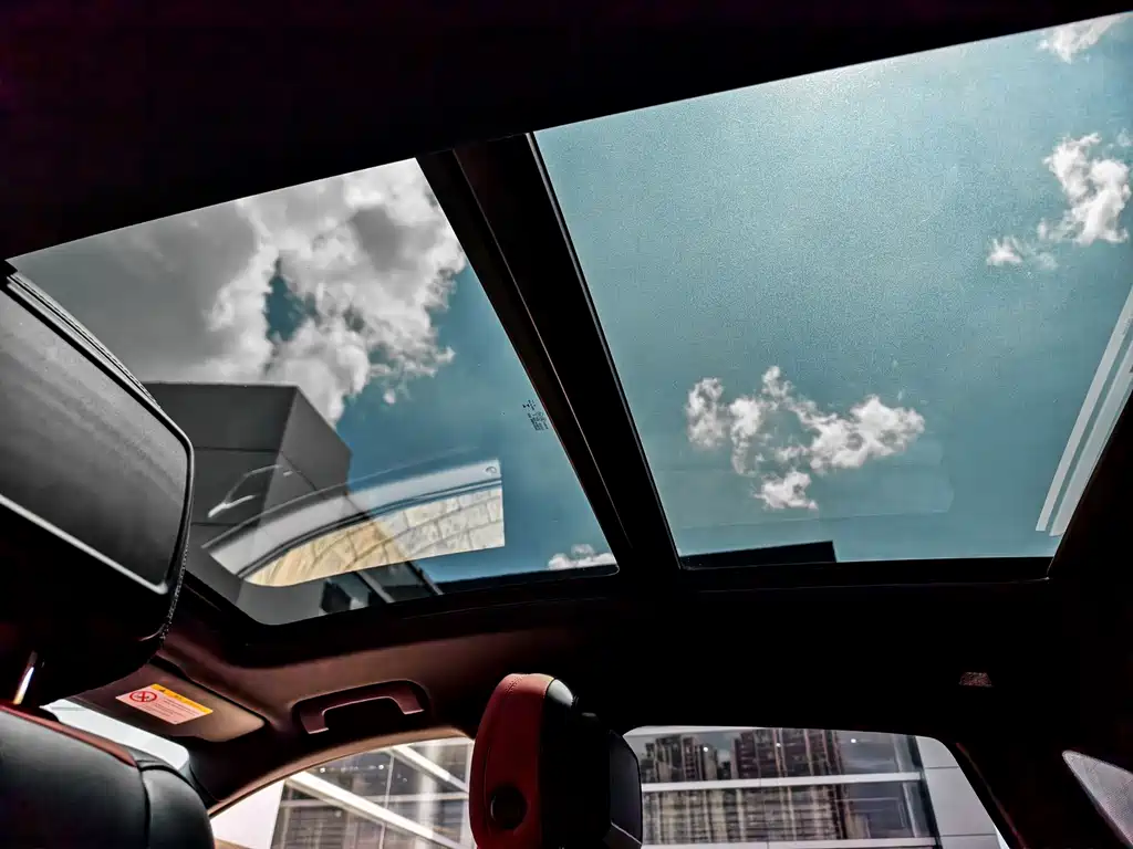 Porsche Macan — миниатюра 17