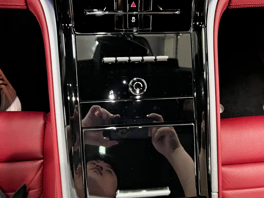 Porsche Panamera — миниатюра 13