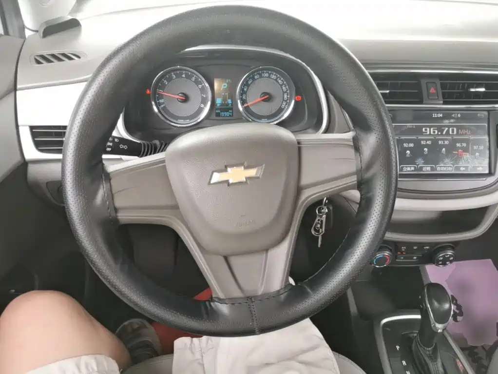 Chevrolet Lova RV — миниатюра 11