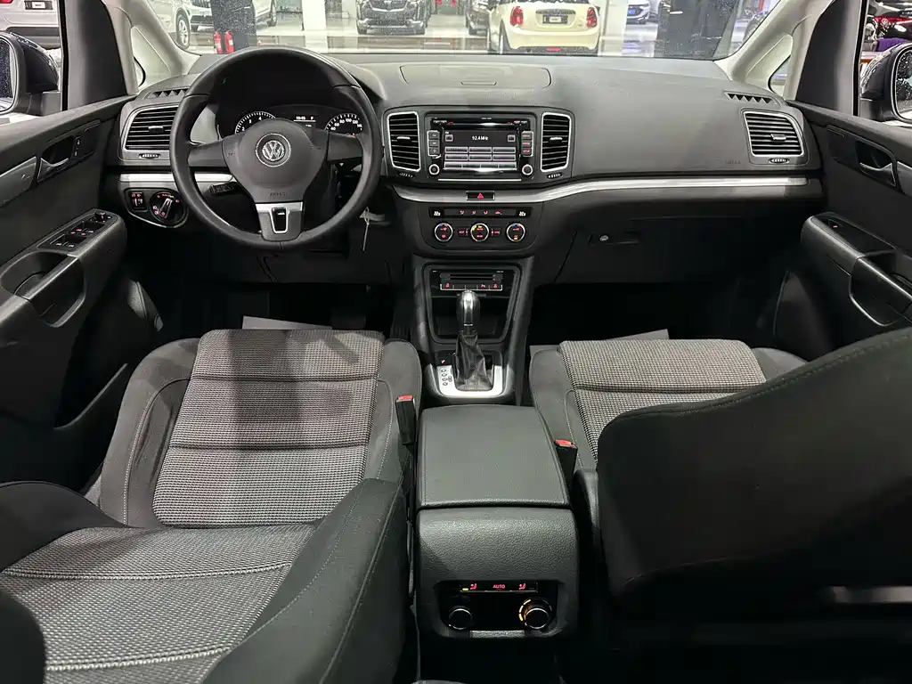 Volkswagen Sharan — миниатюра 9