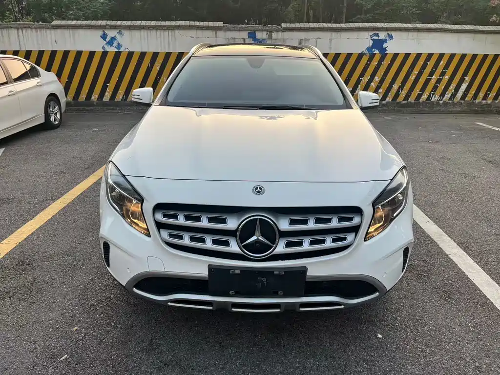 Mercedes-Benz GLA — миниатюра 2