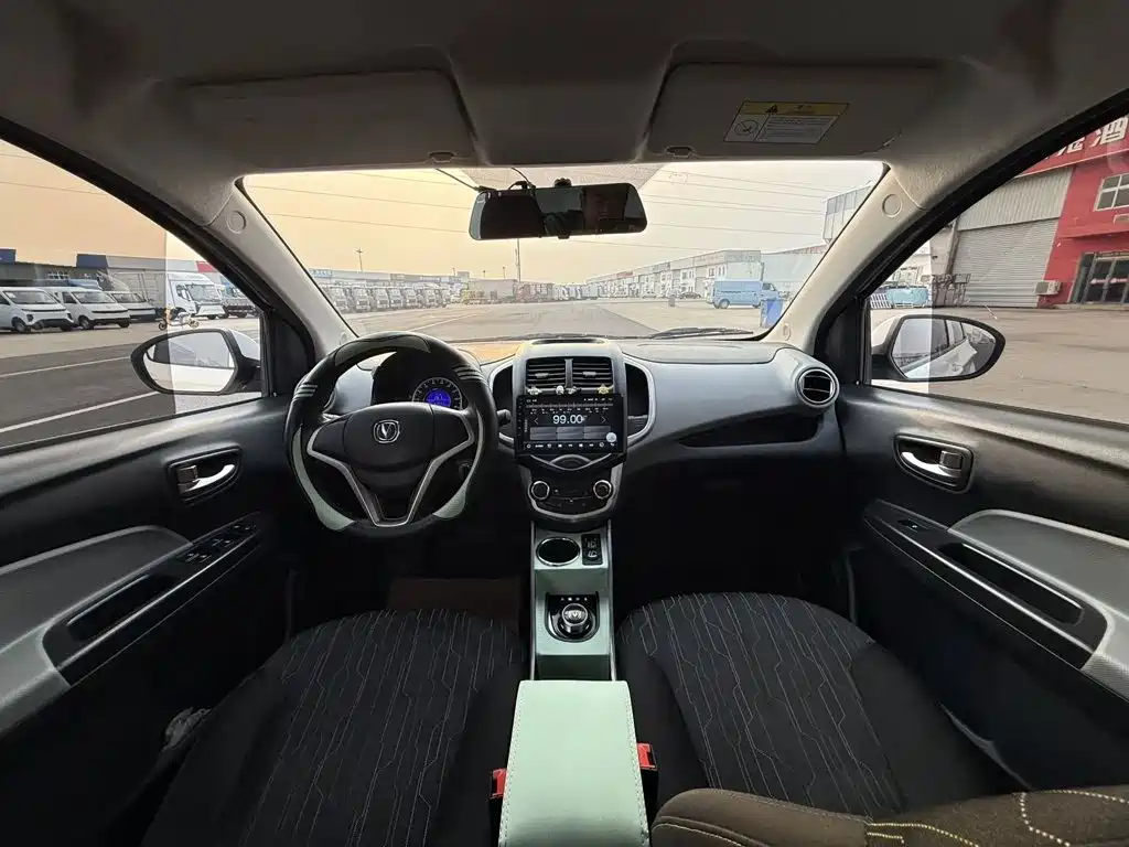 Changan Benben E-Star — миниатюра 11