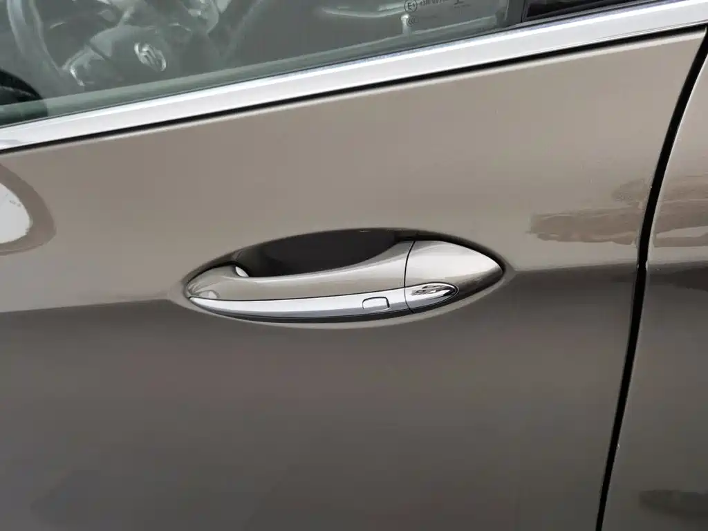 Buick Envision Plus — миниатюра 18