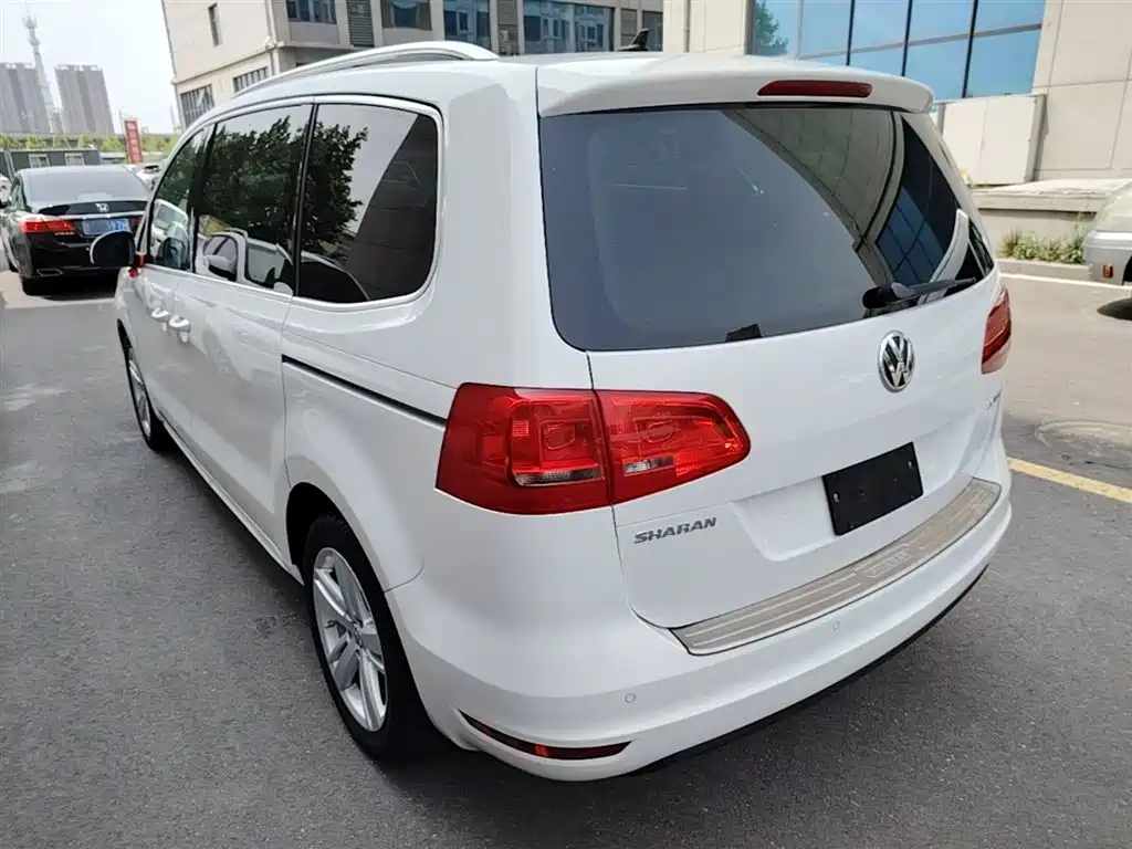 Volkswagen Xia 2014 2.0TSI Comfort