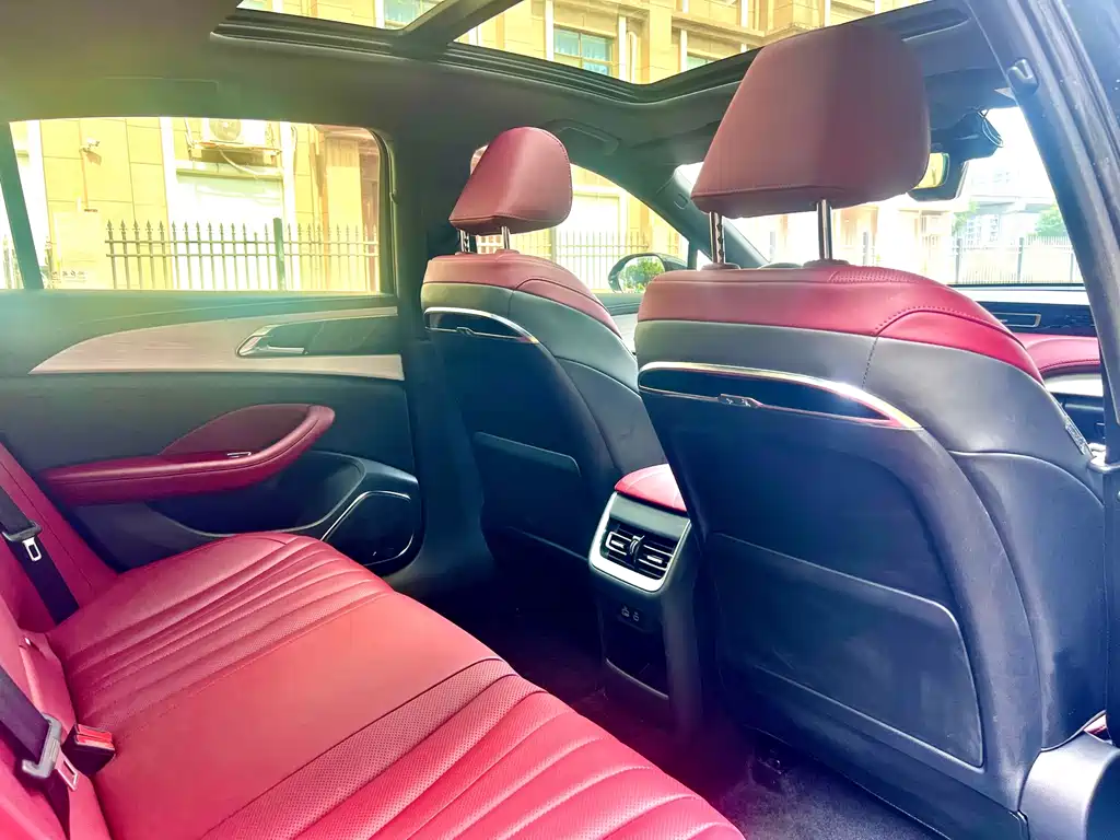 Hongqi Hongqi H5 — миниатюра 14