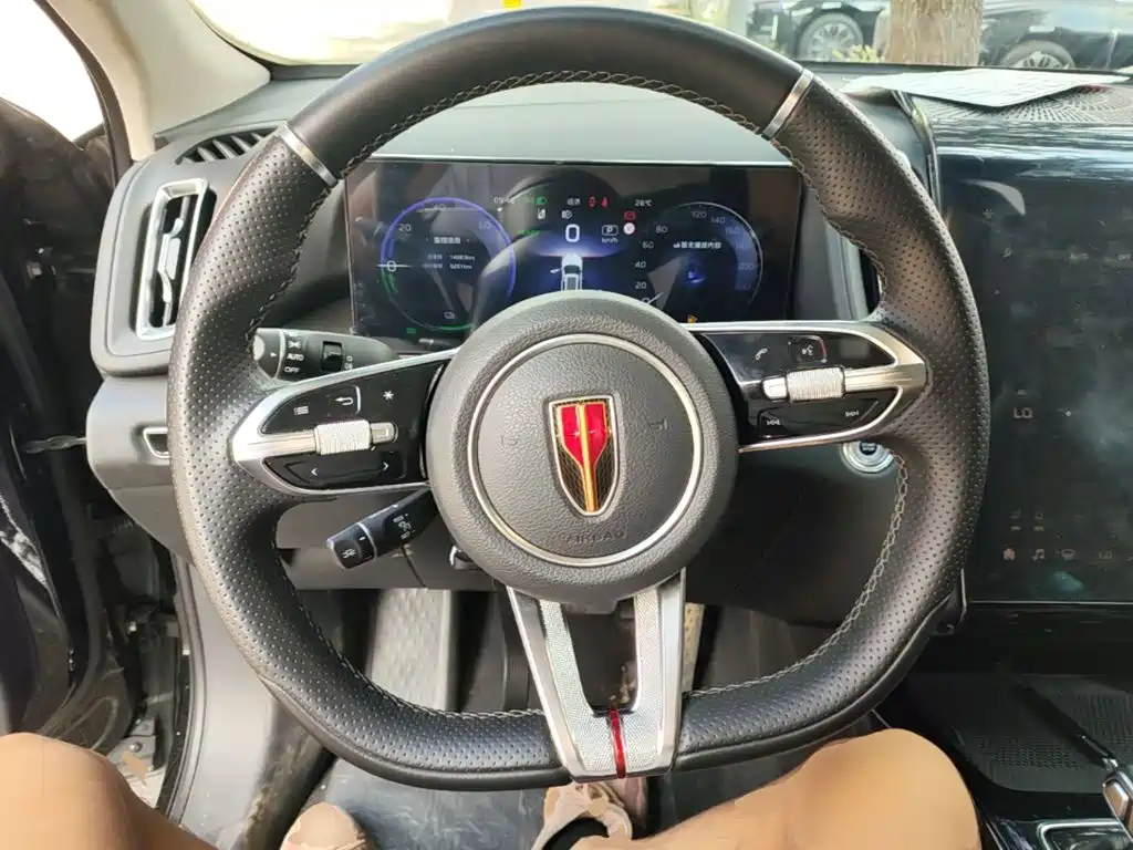 Hongqi Hongqi HS3 PHEV — миниатюра 11