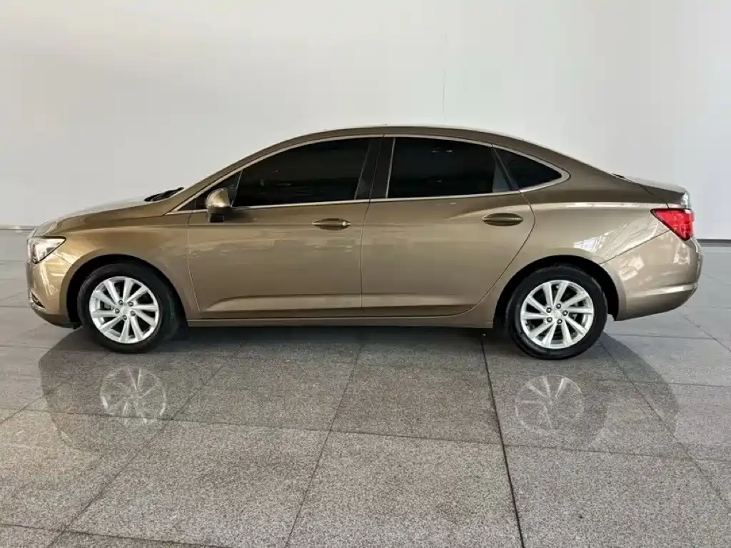 Buick Verano — миниатюра 2
