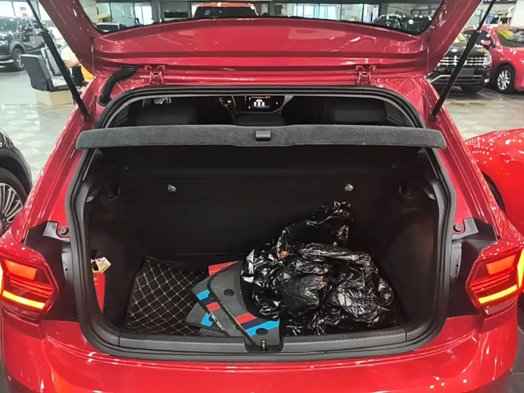 Volkswagen Polo — миниатюра 19
