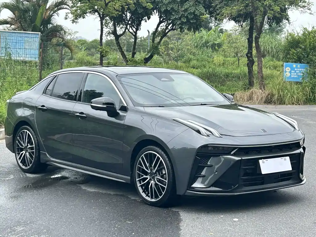 Lynk & Co 03 2.0TD DCT Champion Edition Pro, фото 3