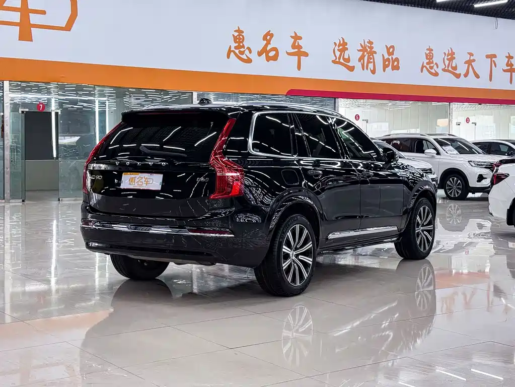 Volvo XC90 — миниатюра 20