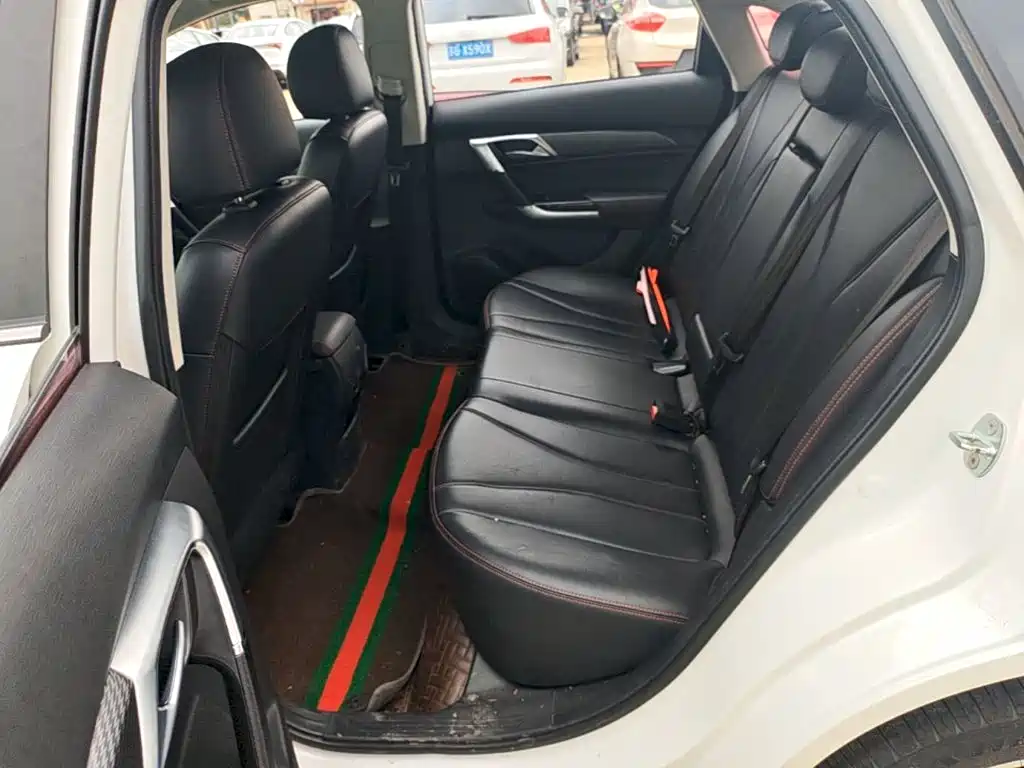 BAIC EU5 — миниатюра 17