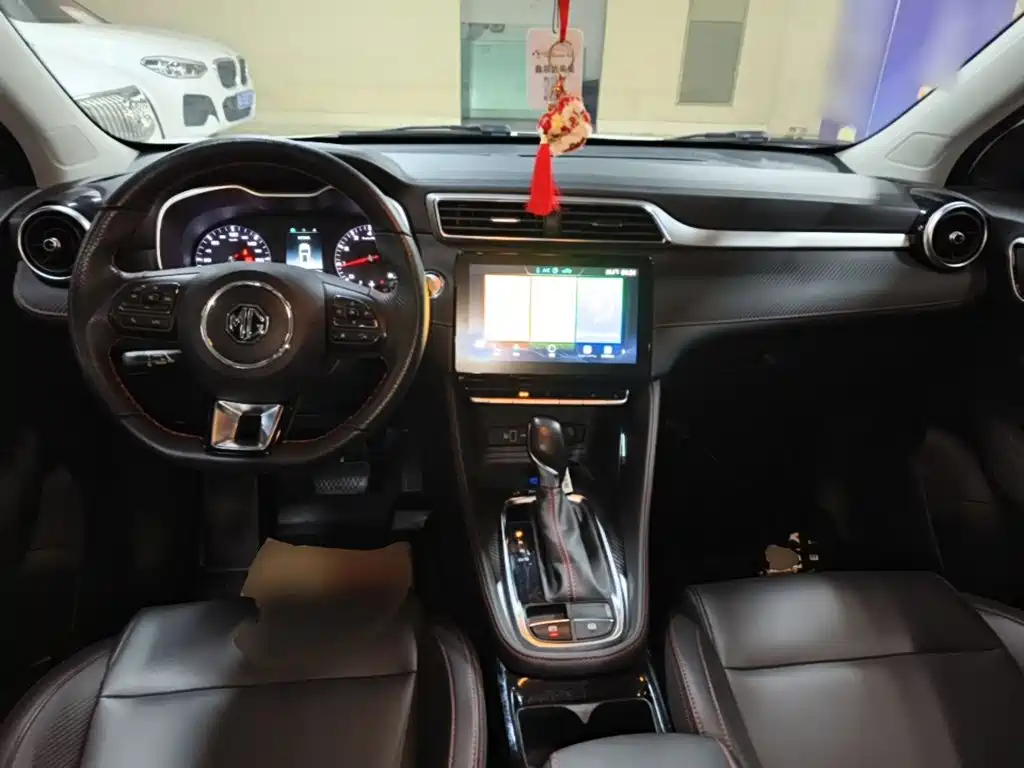 MG ZS — миниатюра 10