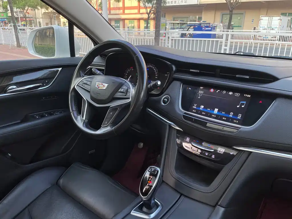 Cadillac XT5 — миниатюра 19
