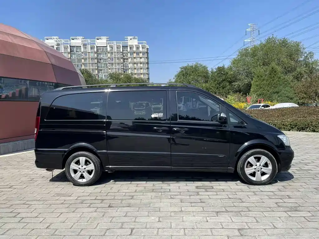 Mercedes-Benz Viano — миниатюра 4