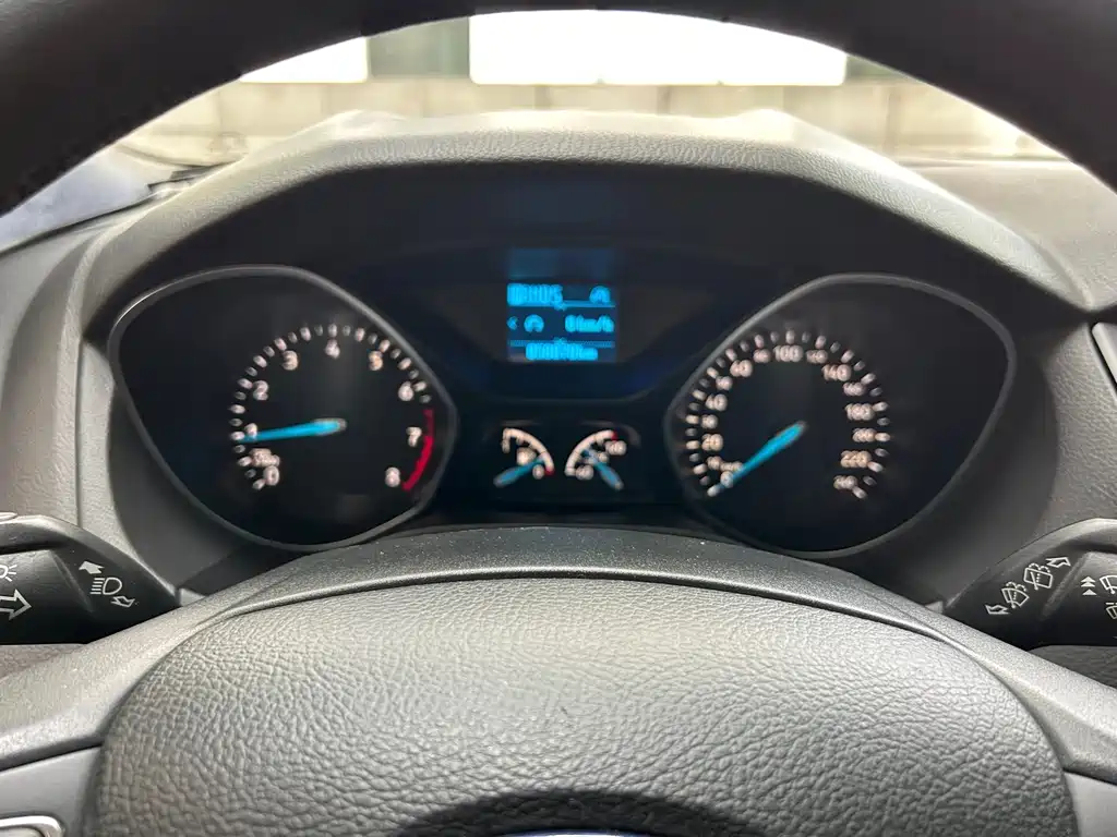 Ford Focus — миниатюра 9