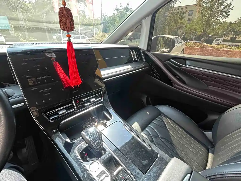 GAC Motor Trumpchi M8 — миниатюра 10
