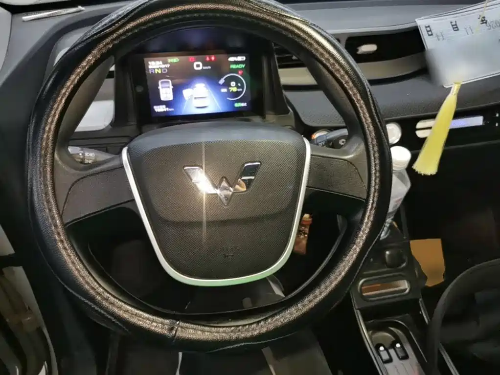 Wuling MINIEV — миниатюра 11