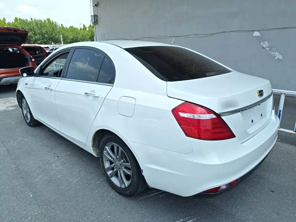 Geely Emgrand — миниатюра 5
