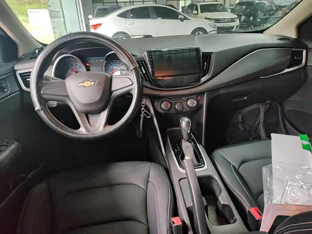 Chevrolet Cavalier — миниатюра 10