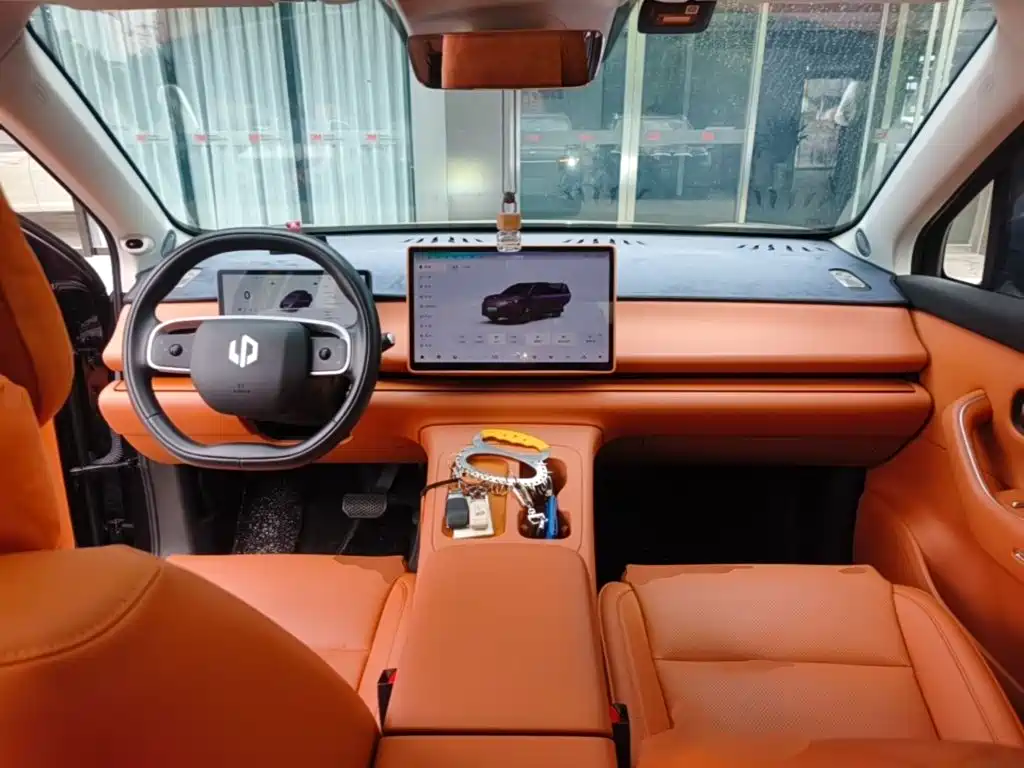 Leapmotor Leapmotor C16 — миниатюра 10