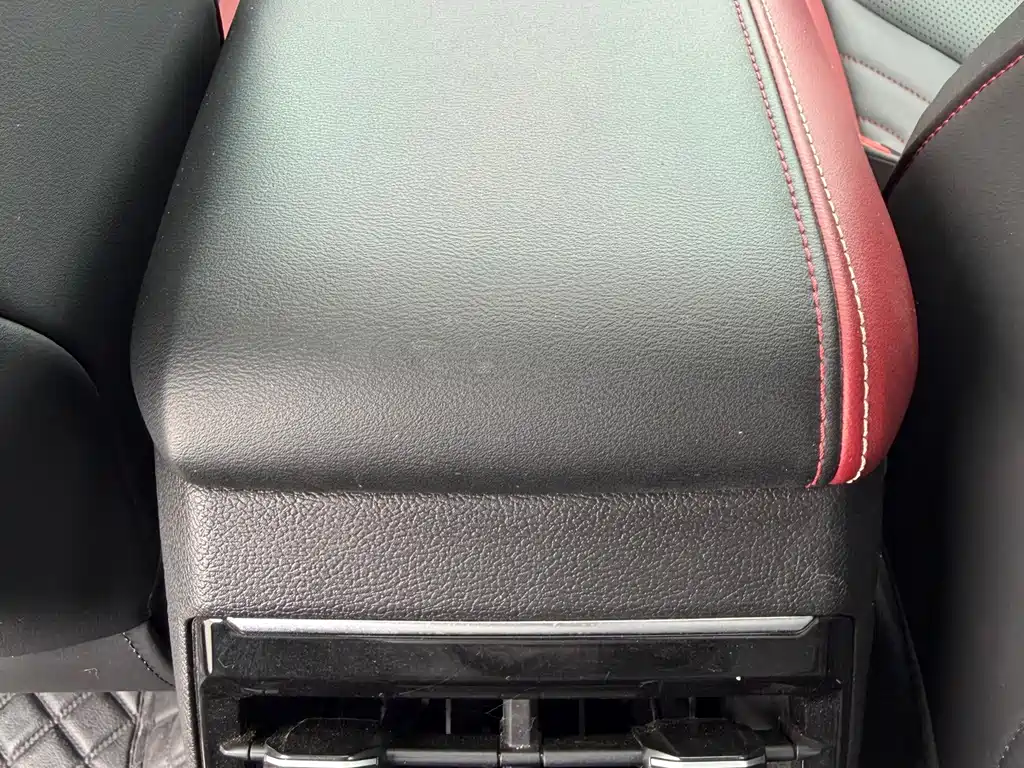 Geely Binyue — миниатюра 16