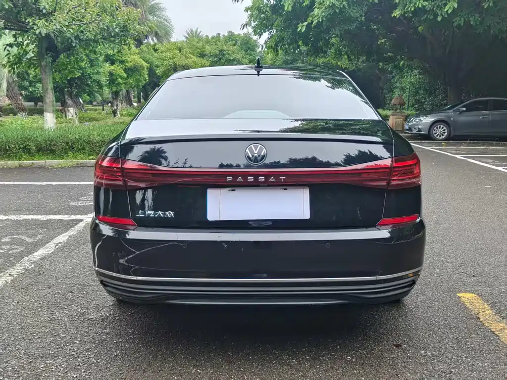 Volkswagen Passat — миниатюра 8