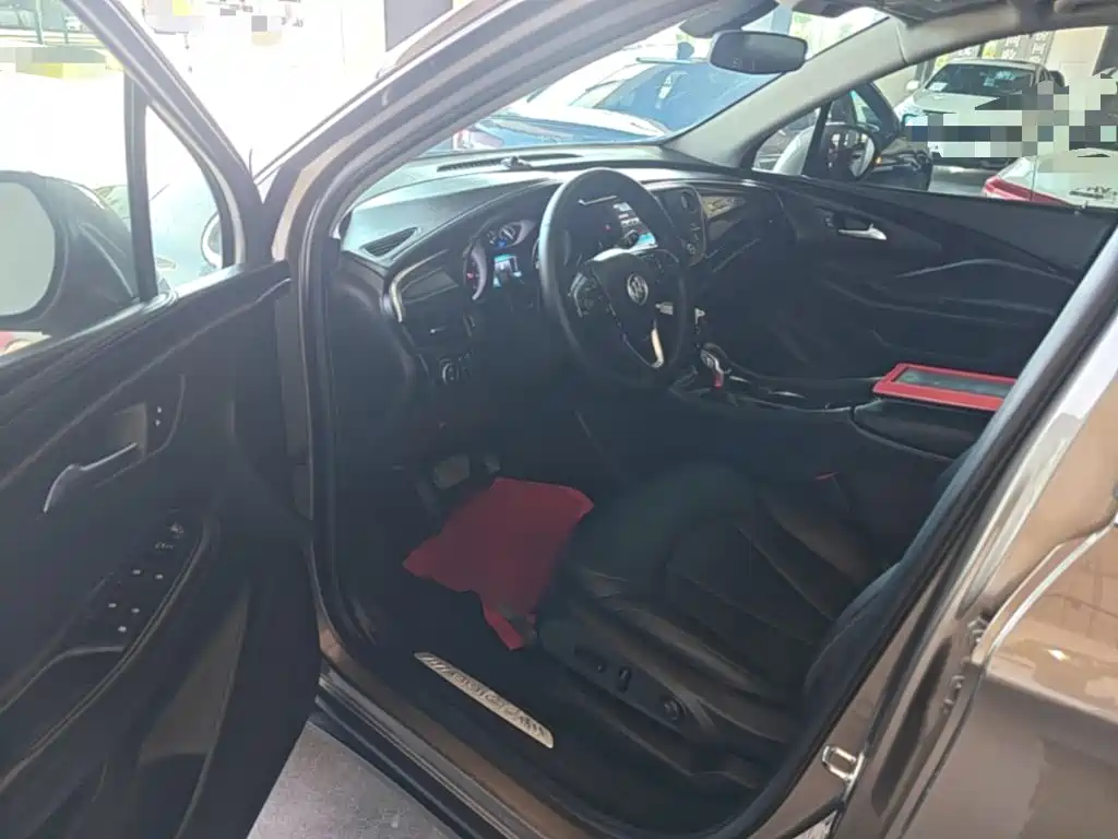 Buick Envision Plus — миниатюра 16